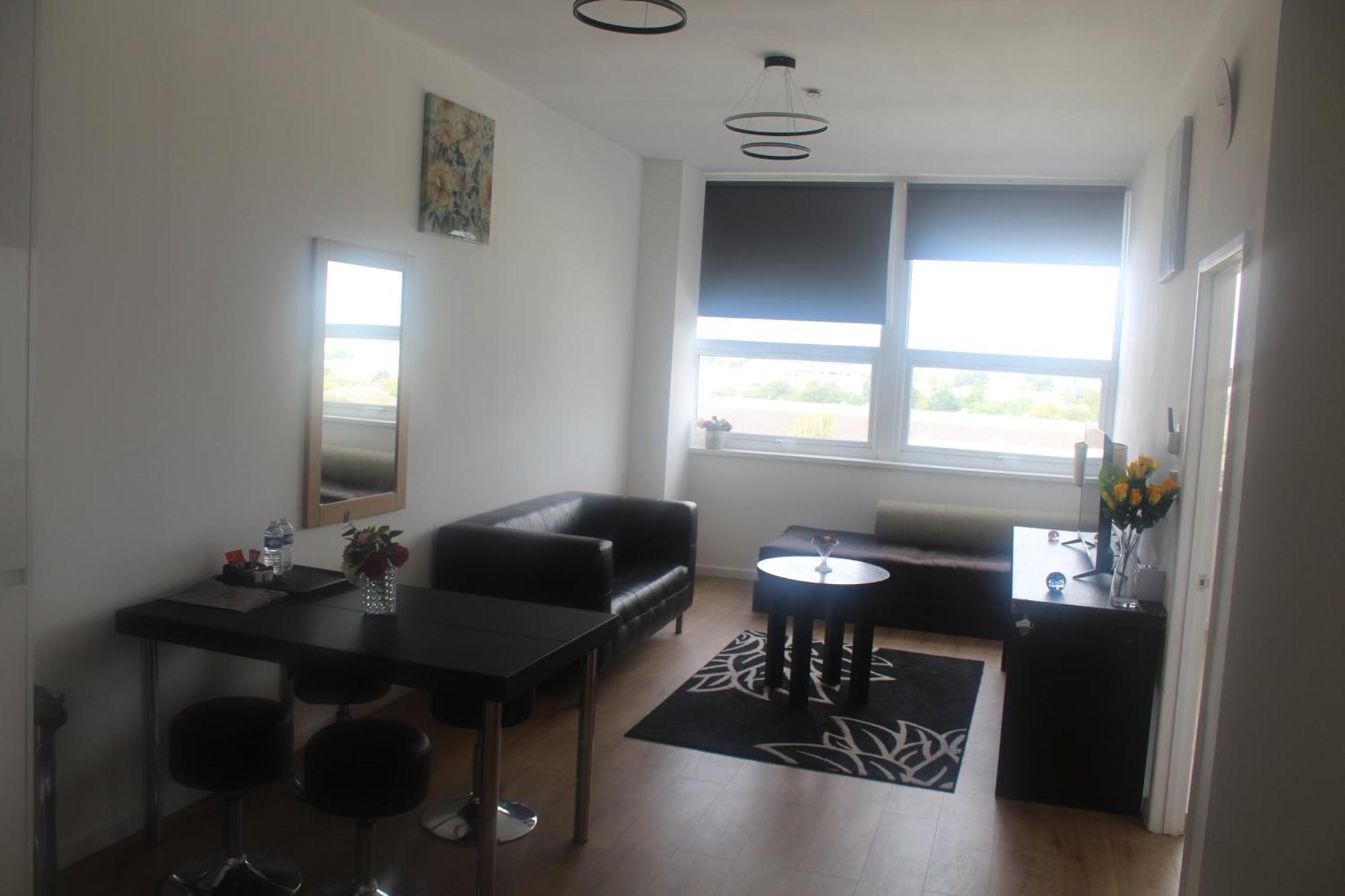 Flat 413 One Bedroom Apartment Birmingham Exterior photo